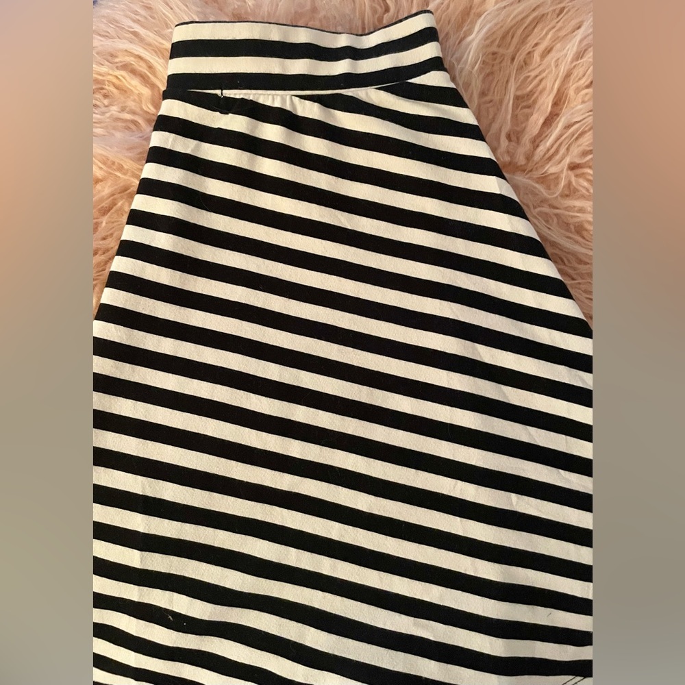 Dynamite White/Navy Striped Skirt